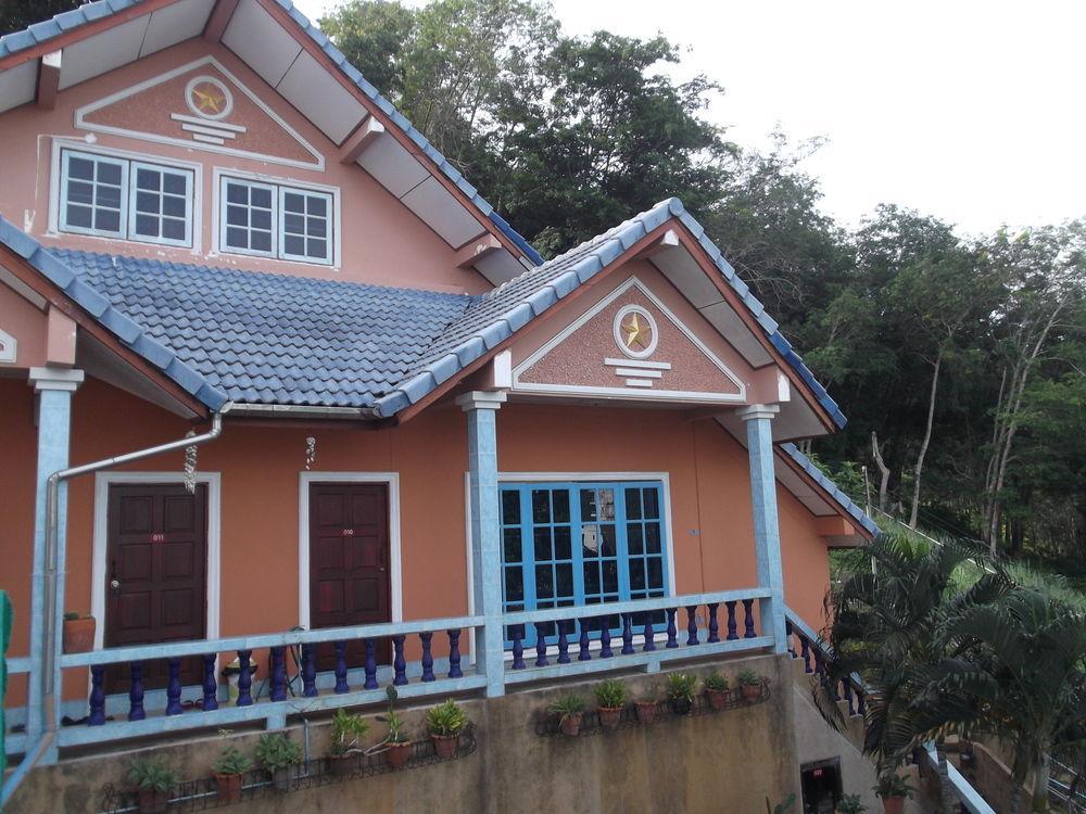 Oyo 851 On Hill Residence Patong Exterior photo