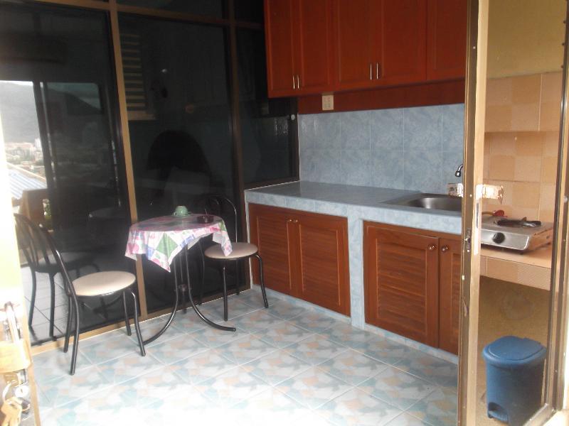 Oyo 851 On Hill Residence Patong Exterior photo